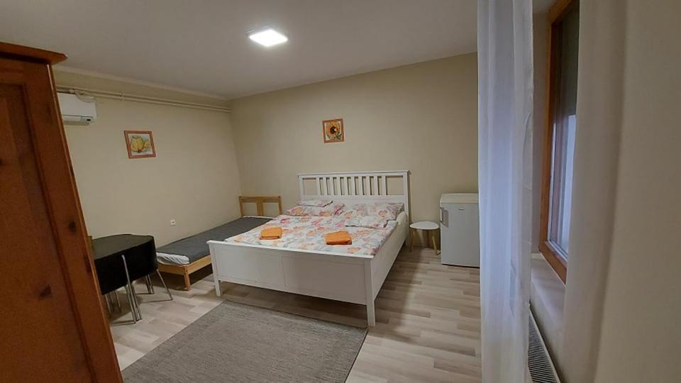 Hotel Napsugár Vendégház Egerszalók Esterno foto